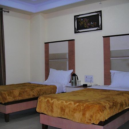 Hotel Dolphin Raipur  Exterior photo
